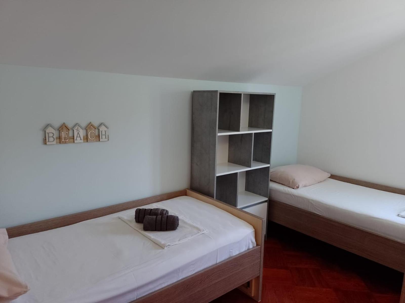 Apartments Silvije Marina Εξωτερικό φωτογραφία
