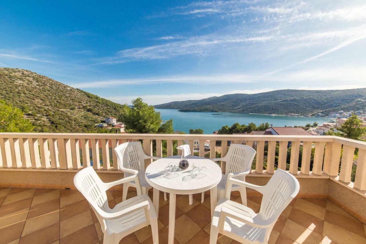 Apartments Silvije Marina Εξωτερικό φωτογραφία