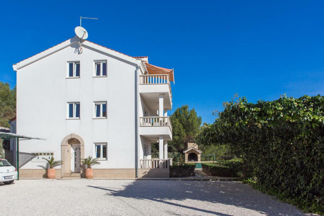 Apartments Silvije Marina Εξωτερικό φωτογραφία